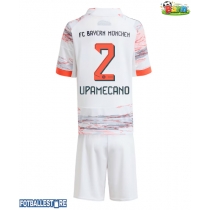 Bayern Munich Dayot Upamecano #2 Bortedraktsett Barn 2025-26 Kortermet (+ Korte bukser)